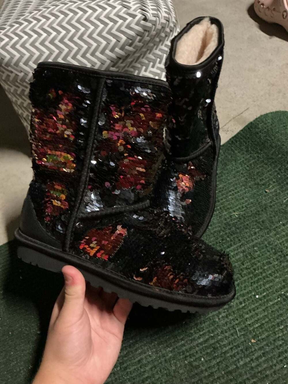 UGG Womens Classic Short Black Sequin Boots Size 5 Women or 3.5 Youth